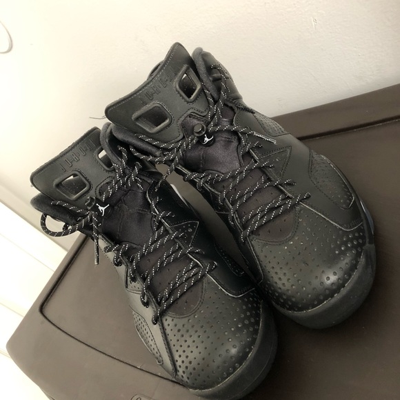 Jordan 6 - Picture 4 of 4